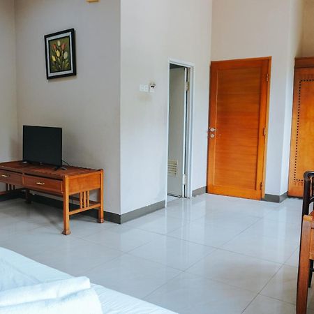 Hotel Wisma Dago Itb Bandung Exterior foto