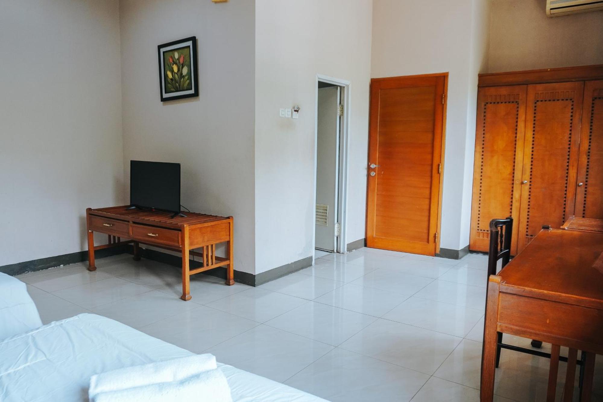 Hotel Wisma Dago Itb Bandung Exterior foto